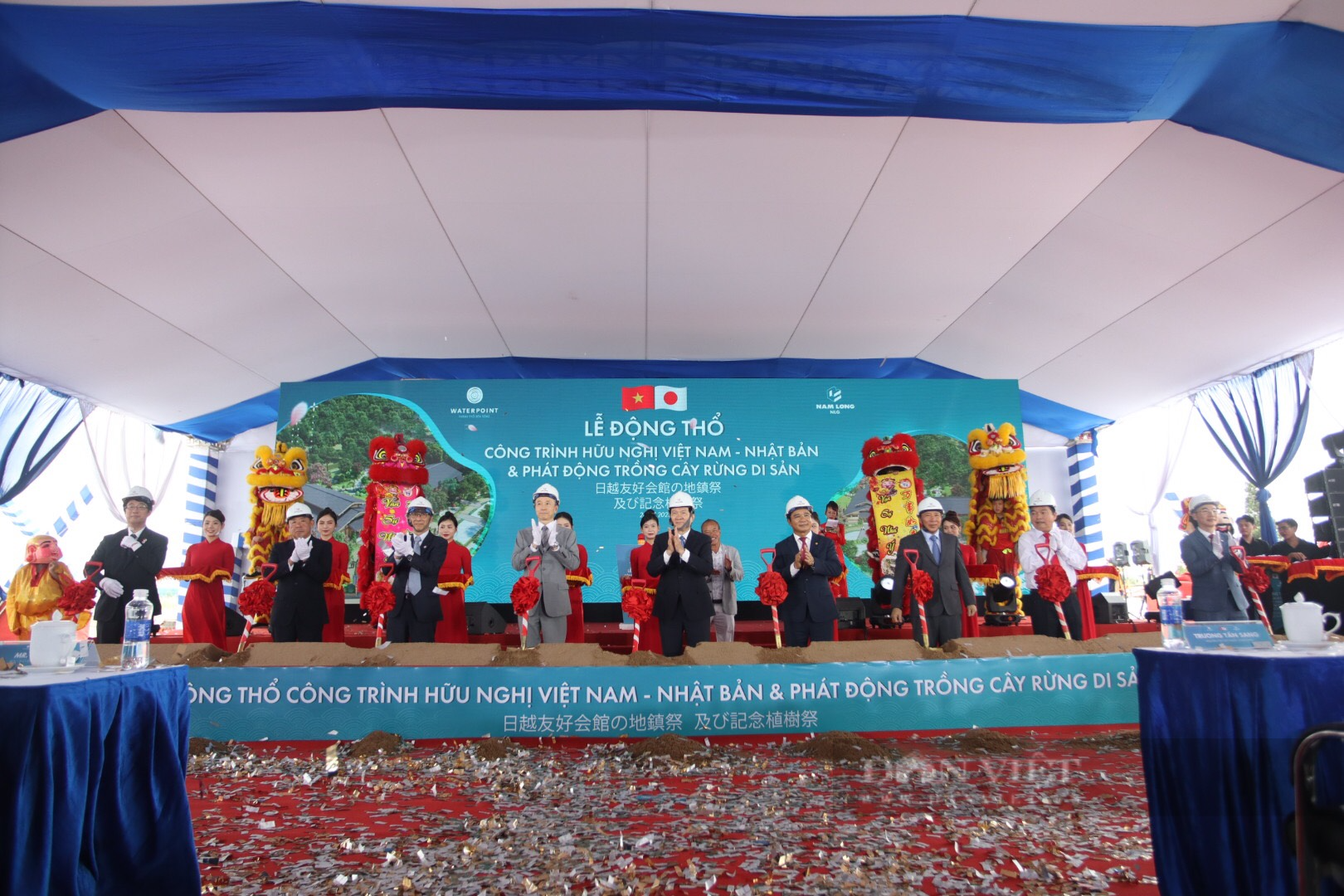 Nguyên chủ tịch nước Trương Tấn Sang tham dự lễ Động thổ công trình hữu nghị Việt Nam - Nhật Bản tại Long An - Ảnh 2.