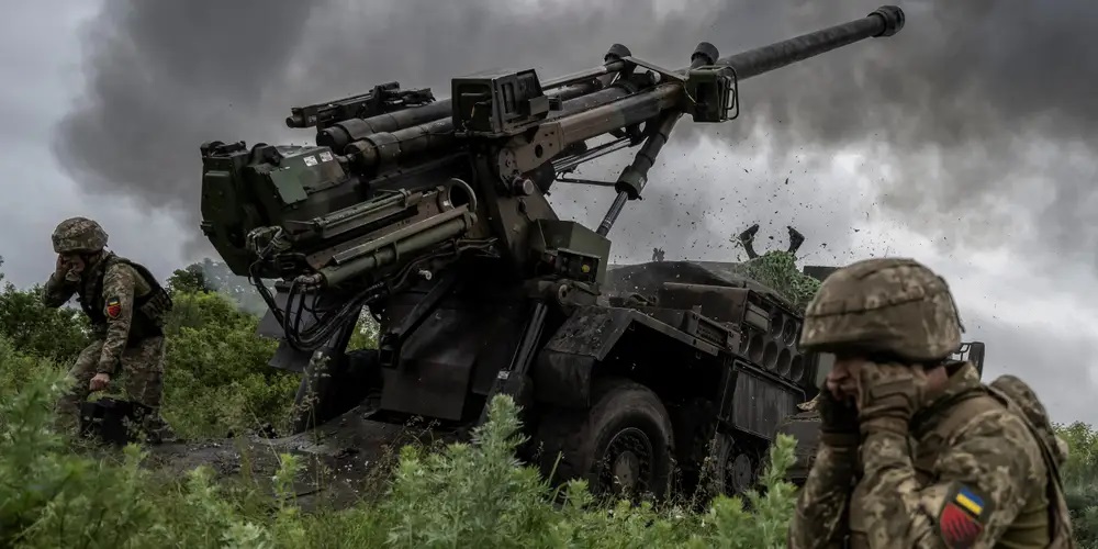 Ukraine tăng tốc phản công chống lại Nga, giao tranh khốc liệt trên nhiều mặt trận - Ảnh 2.