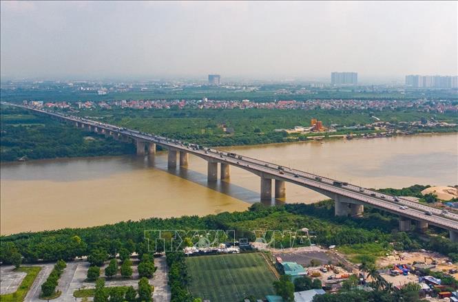 Sau 15 năm mở rộng địa giới hành chính, hạ tầng giao thông Hà Nội phát triển ra sao? - Ảnh 11.
