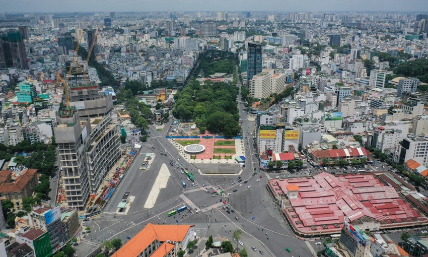 Hoàn thiện kiến trúc nhà ga Trung tâm Bến Thành, metro số 1 - Ảnh 9.