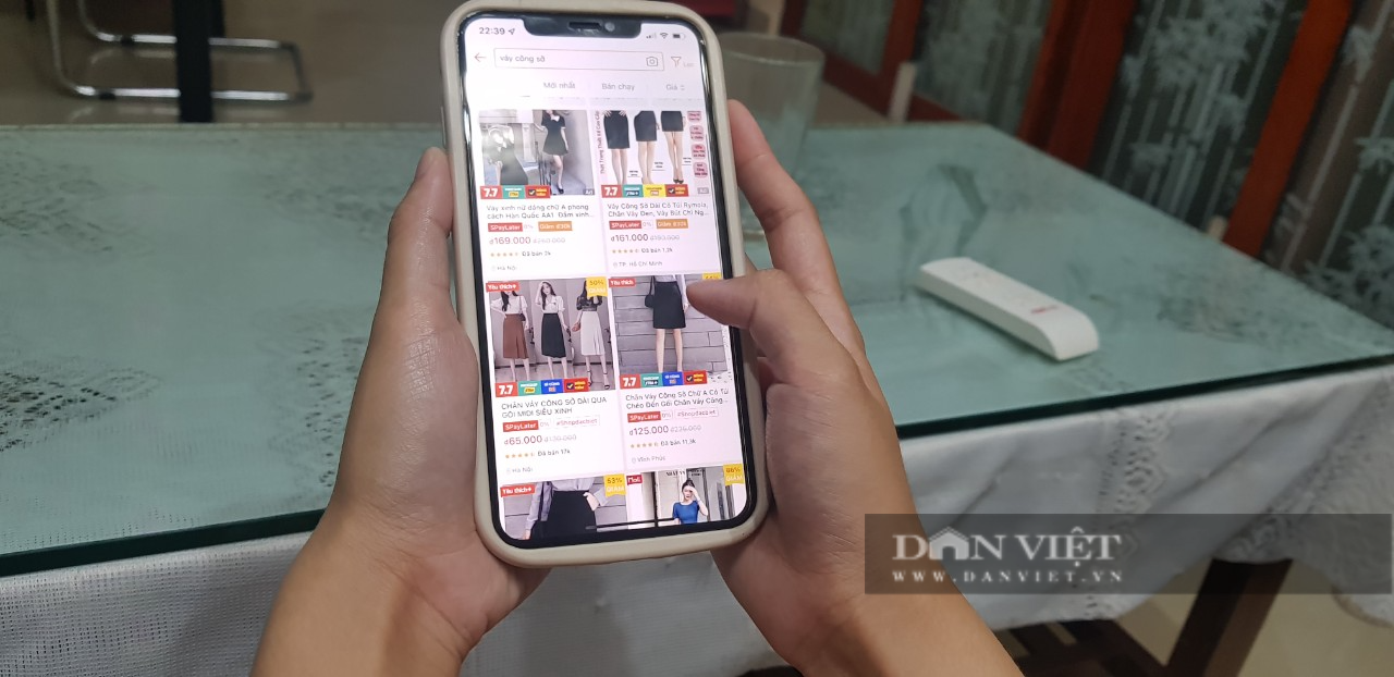 Người Việt ưa chuộng mua sắm online trong mùa nắng nóng - Ảnh 1.