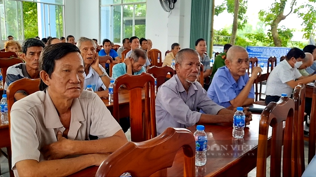 Chủ tịch Hội NDVN và đoàn ĐBQH tỉnh An Giang tiếp xúc cử tri sau Kỳ họp thứ năm tại huyện Chợ Mới - Ảnh 5.