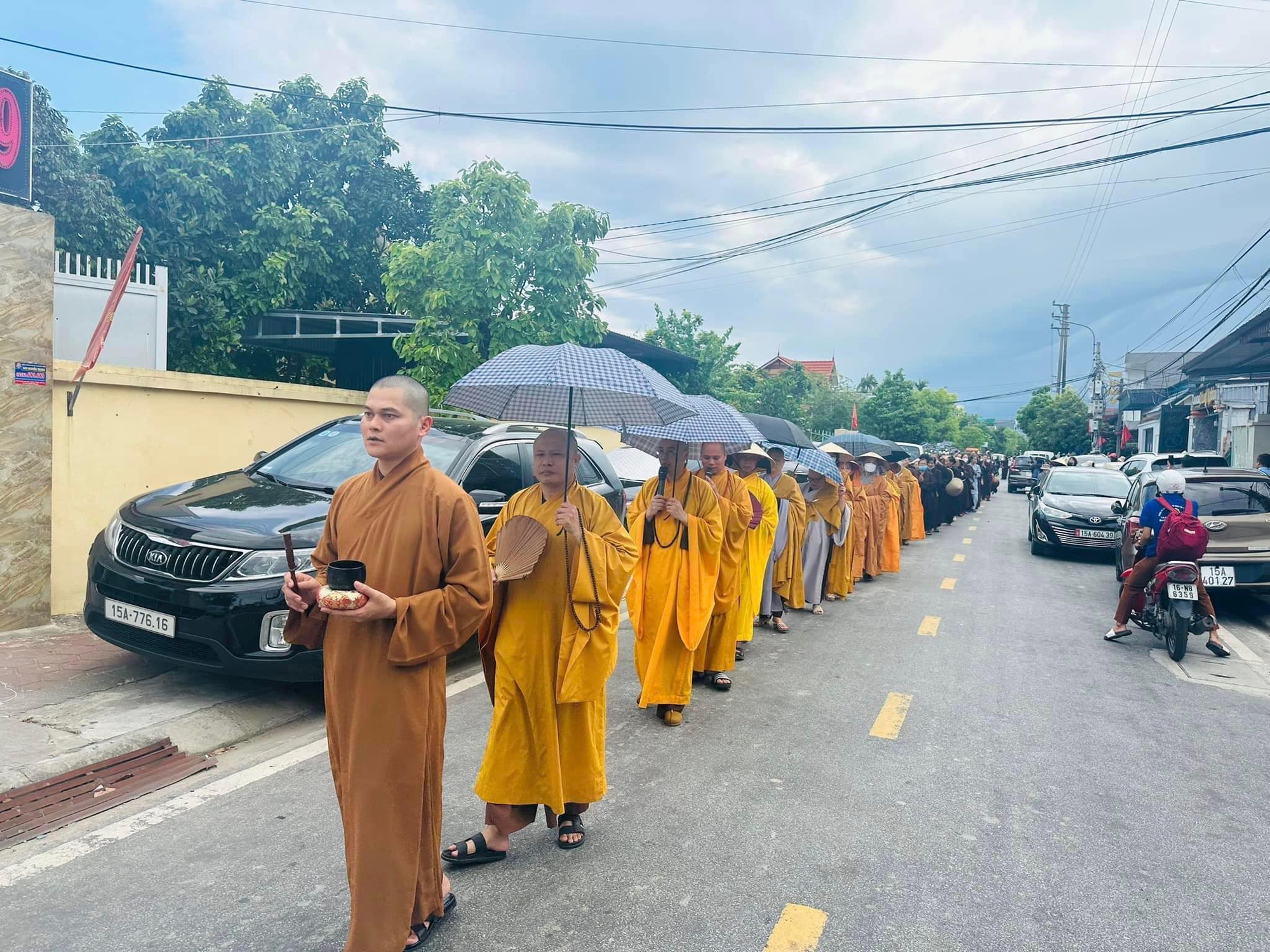 Xuất hiện hiện tượng “kỳ lạ” trong tang lễ ca nương nhỏ tuổi nhất Việt Nam qua đời vì tai nạn giao thông - Ảnh 5.