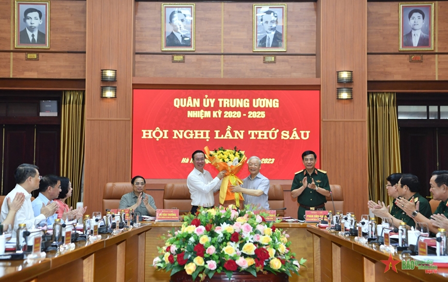 Chủ tịch nước Võ Văn Thưởng được Bộ Chính trị chỉ định tham gia Thường vụ Quân ủy Trung ương - Ảnh 1.