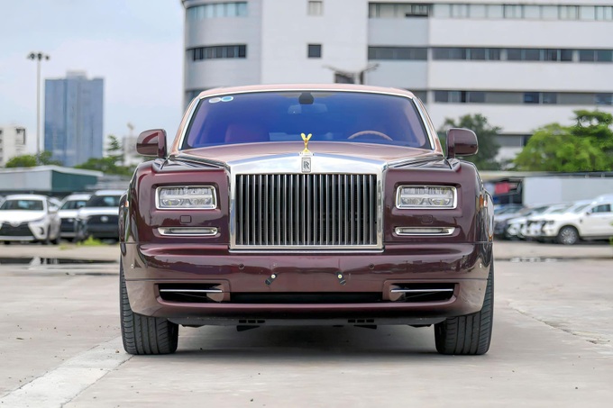 Xe Rolls-Royce của ông Trịnh Văn Quyết được chủ mới rao bán giá bất ngờ - Ảnh 1.