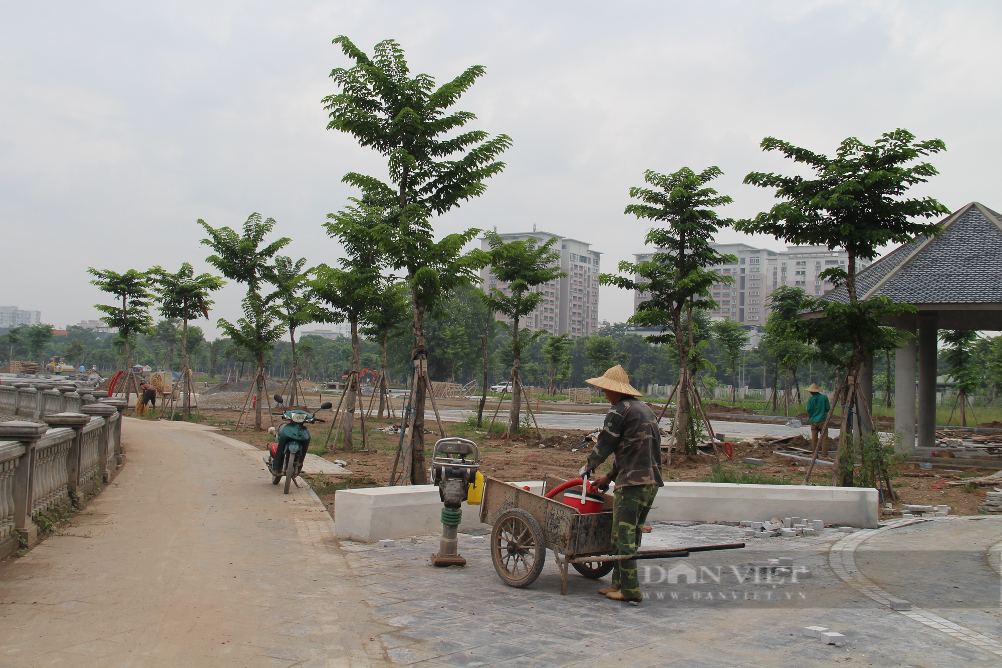 Công viên trăm tỷ ở Hà Nội “thay áo mới” sau nhiều năm bỏ hoang - Ảnh 3.