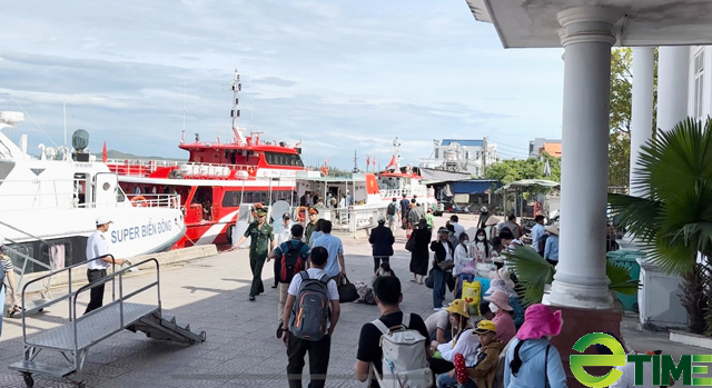 Cạnh tranh vận tải khách tuyến Sa Kỳ - Lý Sơn “trạng chết chúa cũng băng hà” (Bài 2) - Ảnh 1.