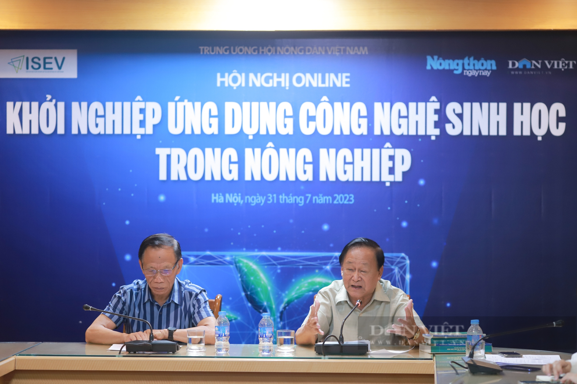 Chùm ảnh: Hội nghị &quot;Khởi nghiệp ứng dụng Công nghệ sinh học trong Nông nghiệp&quot; - Ảnh 3.