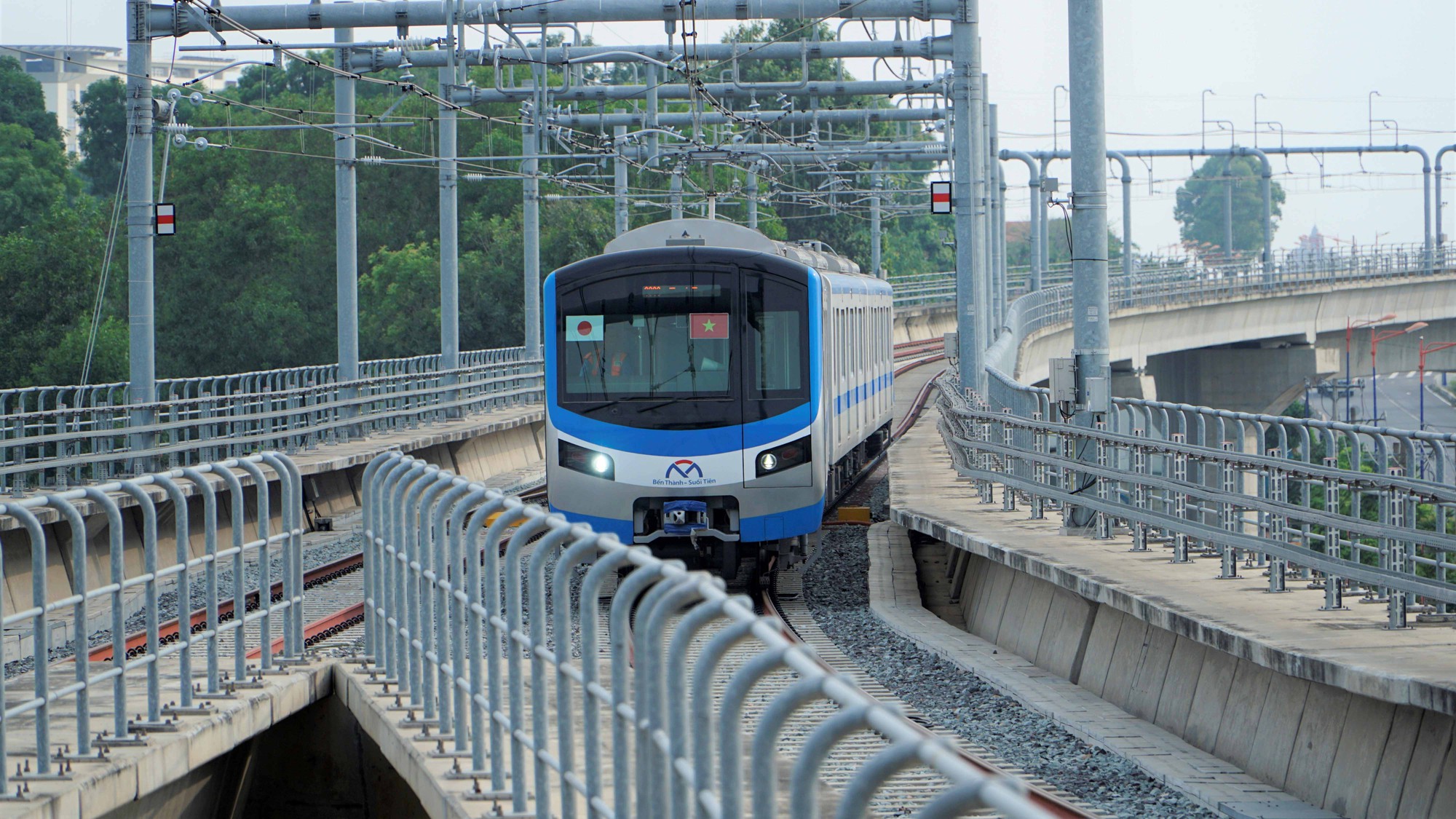 Gặp rắc rối với nhà thầu Nhật Bản, metro số 1 nguy cơ khó đạt đúng tiến độ - Ảnh 3.
