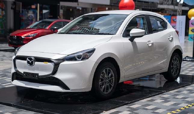 Mazda 2 bản nâng cấp cập bến thị trường Việt Nam - Ảnh 4.