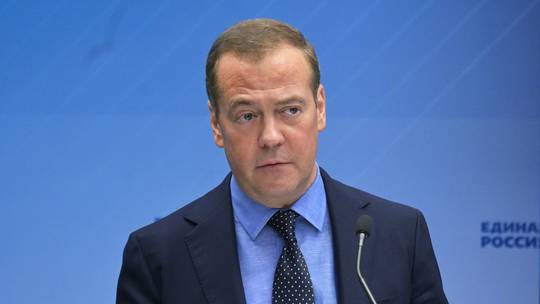 Ông Medvedev đề xuất cách xung đột Ukraine có thể 'kết thúc sau vài ngày' - Ảnh 1.