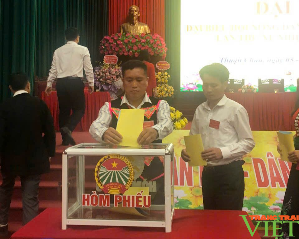 Bà Nguyễn Thúy Ngọc tái đắc cử Chủ tịch Hội Nông dân huyện Thuận Châu, tỉnh Sơn La - Ảnh 3.