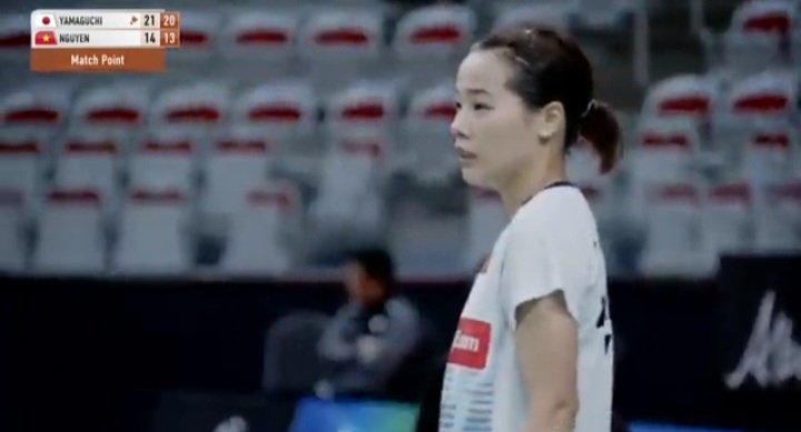 Nguyễn Thùy Linh không thể gây &quot;sốc&quot; trước tay vợt số 1 thế giới Akane Yamaguchi - Ảnh 3.