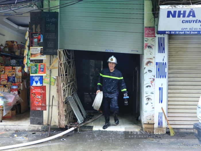 Danh tính 3 người thân trong gia đình tử vong trong vụ cháy ở ngõ Thổ Quan, Hà Nội - Ảnh 3.