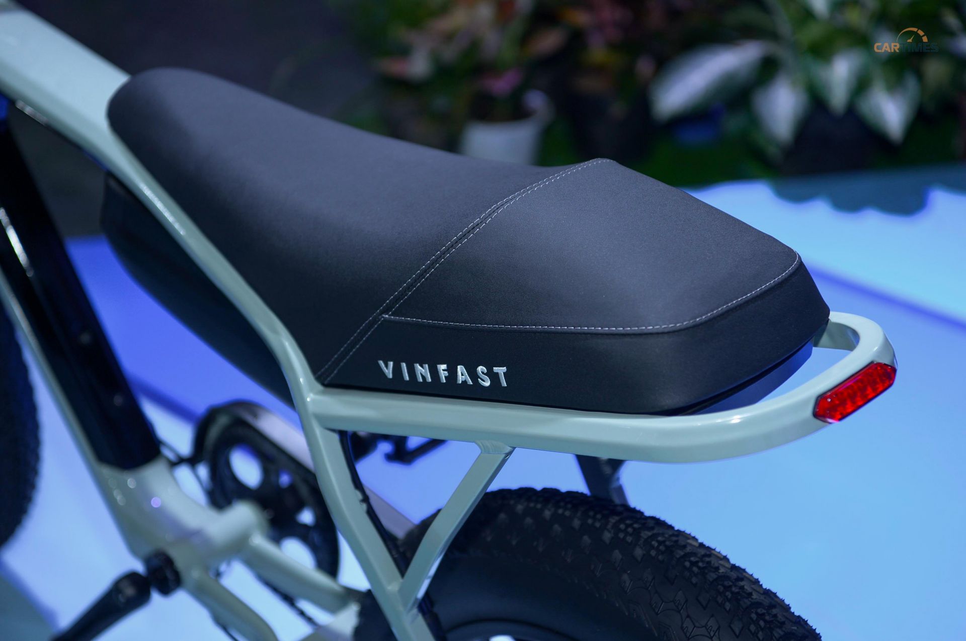 VinFast ra mắt xe đạp điện: Pin có thể tháo rời, vận tốc tối đa 32 km/h - Ảnh 5.