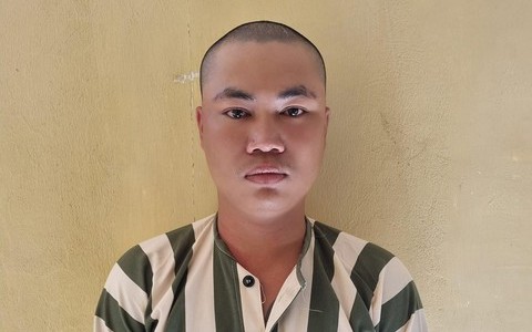 Nghe cô gái 