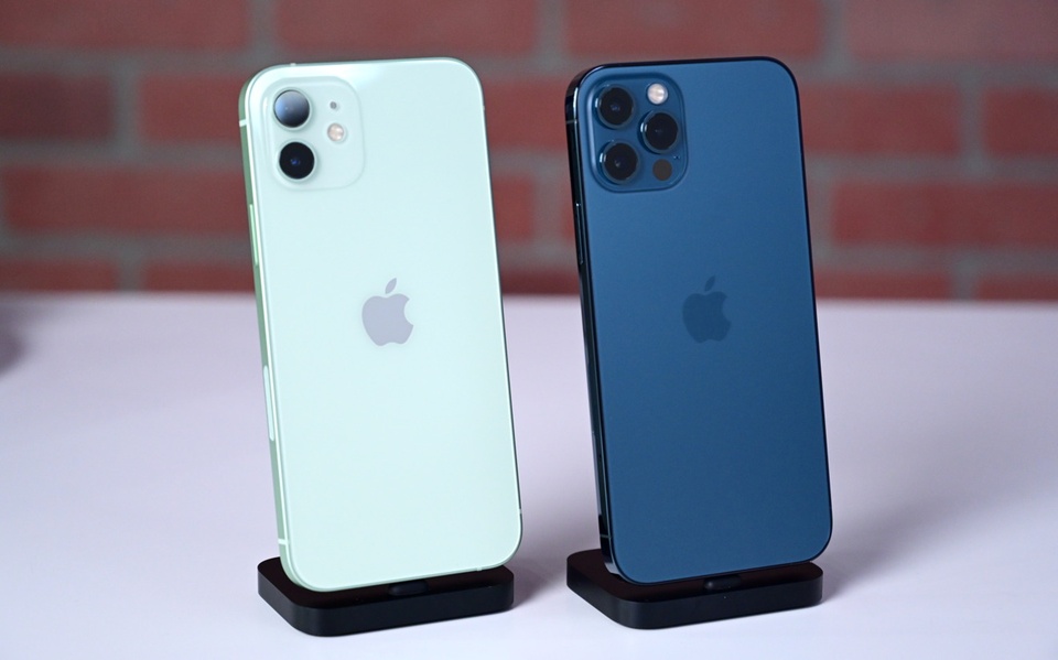 Màu mới trên iPhone 15 Pro có thể là xanh xám - Ảnh 1.