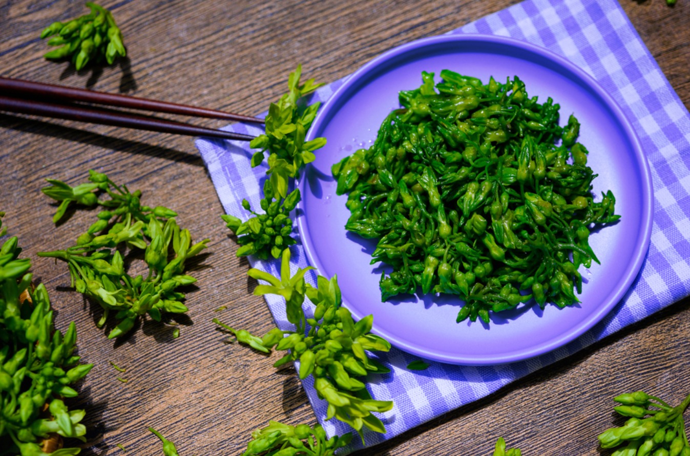 Loài hoa thơm ngát, ở quê nhà nào cũng thích trồng, nhuận thanh, giải độc, xào hay nấu canh đều ngon - Ảnh 4.