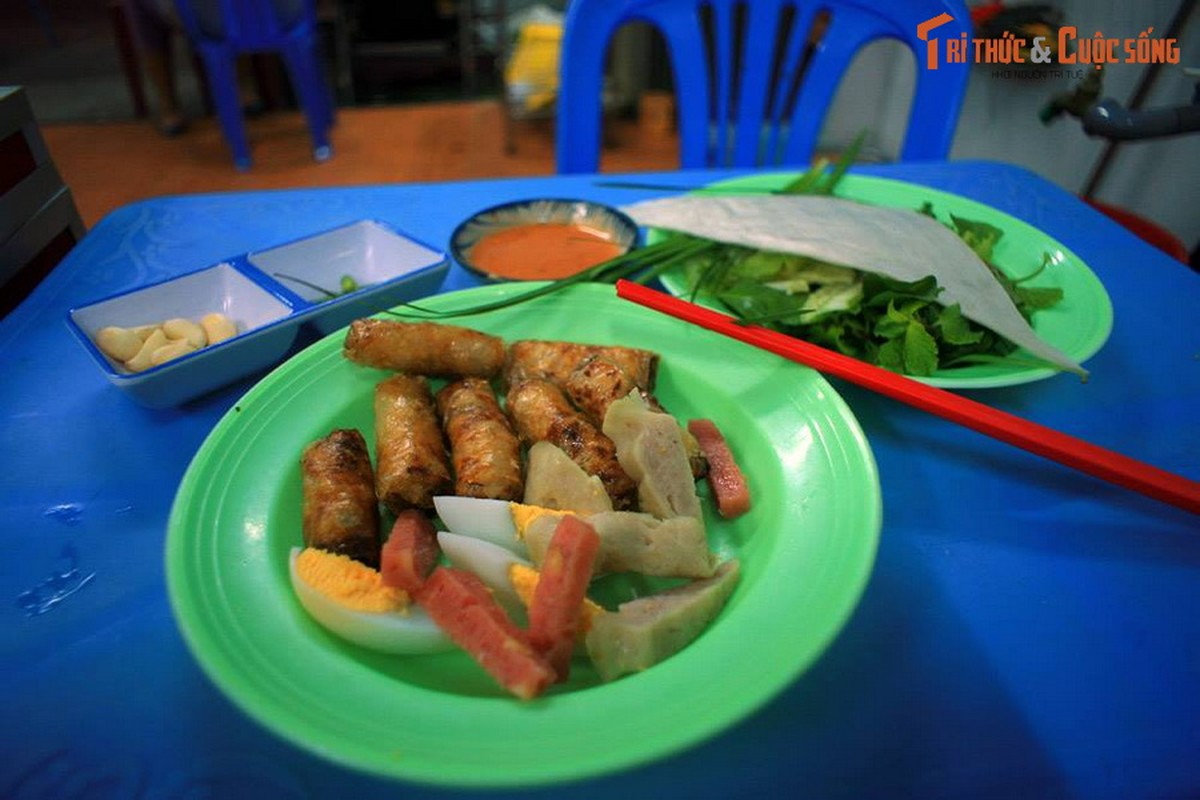Top món ăn đáng trải nghiệm nhất khu vực Nam Trung Bộ - Ảnh 1.
