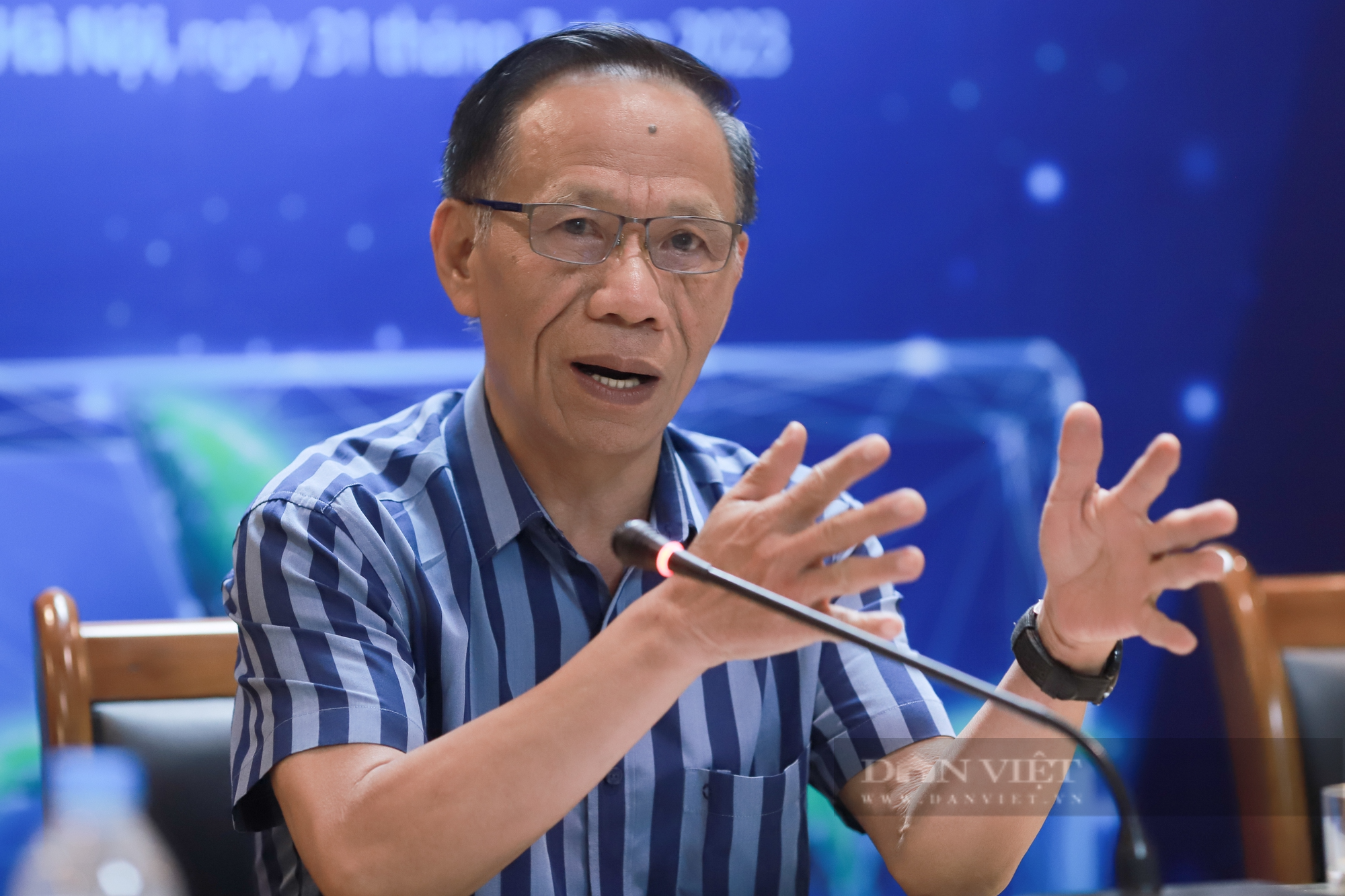Giáo sư, tiến sĩ Nguyễn Lân Hùng: Singapore, Nhật Bản mua lá chuối, tre, sao Việt Nam không thể tận dụng - Ảnh 4.
