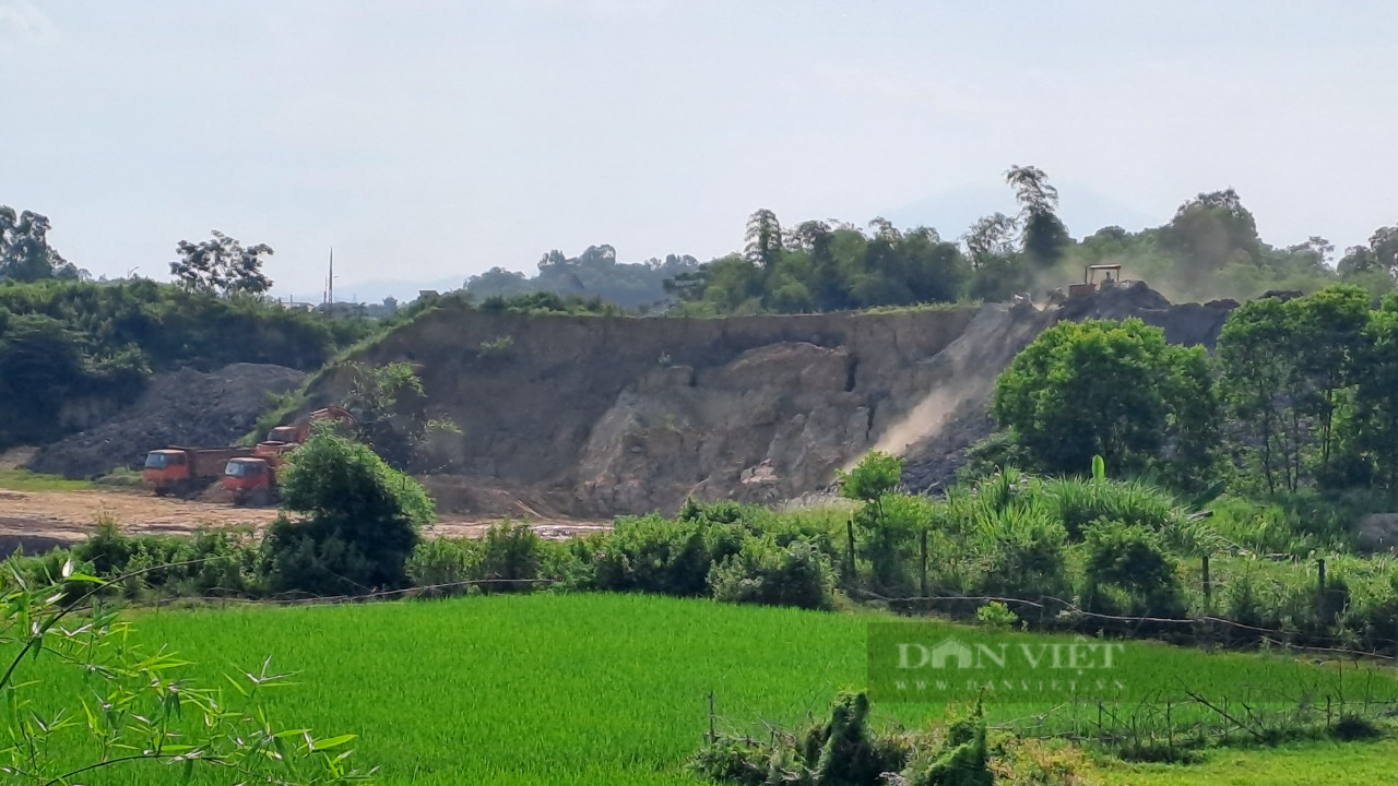 Thái Nguyên: Chính quyền và người dân bức xúc vì đất đổ thải được đưa đi làm nguyên liệu đóng gạch - Ảnh 7.