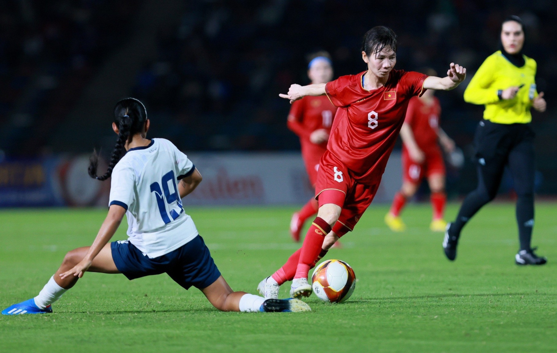 Tin sáng (1/8): Thùy Trang lên tiếng về cơ hội khoác áo Lank FC - Ảnh 1.