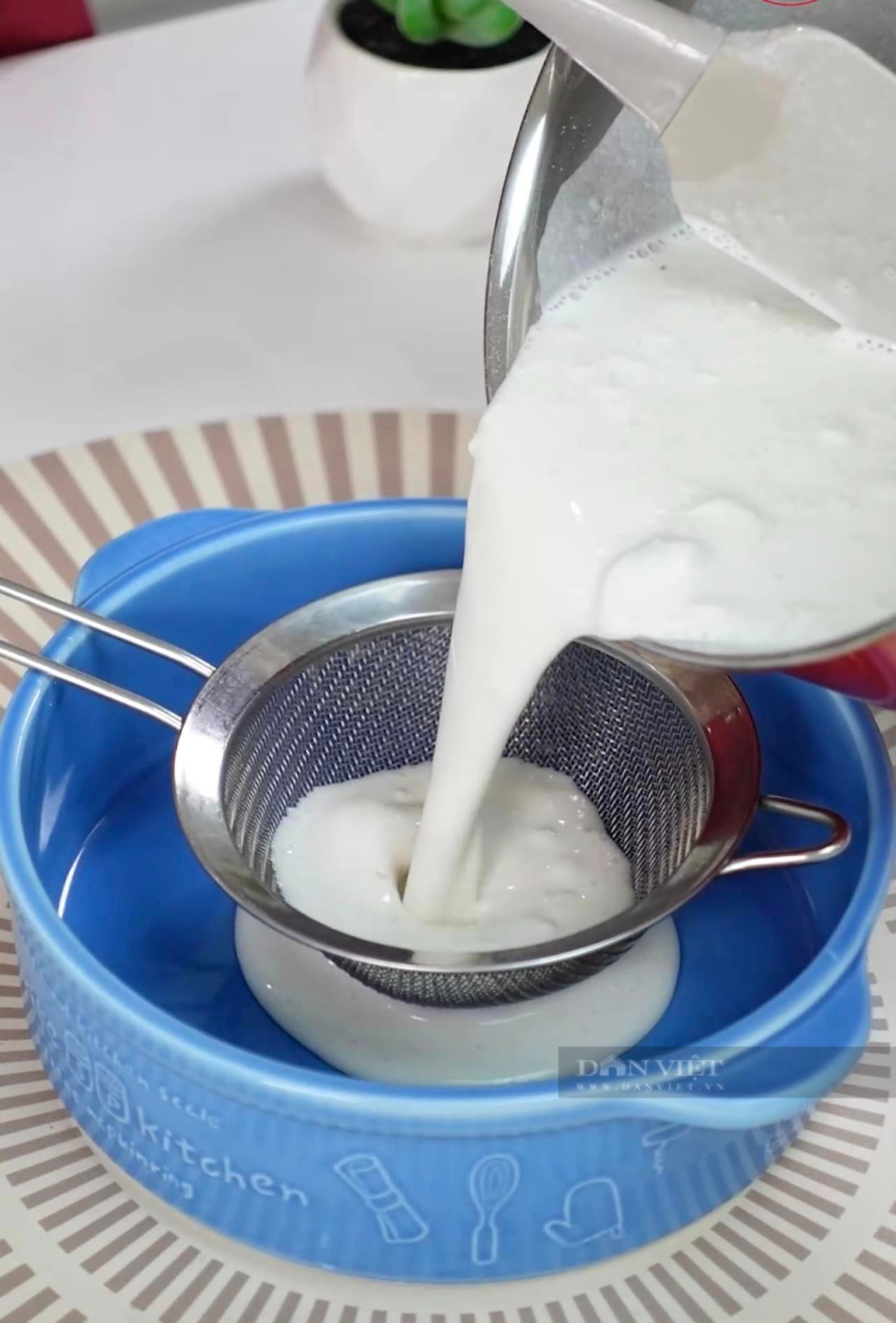 Mách bạn cách làm món mochi chấm kem sữa, ngon bất bại - Ảnh 3.