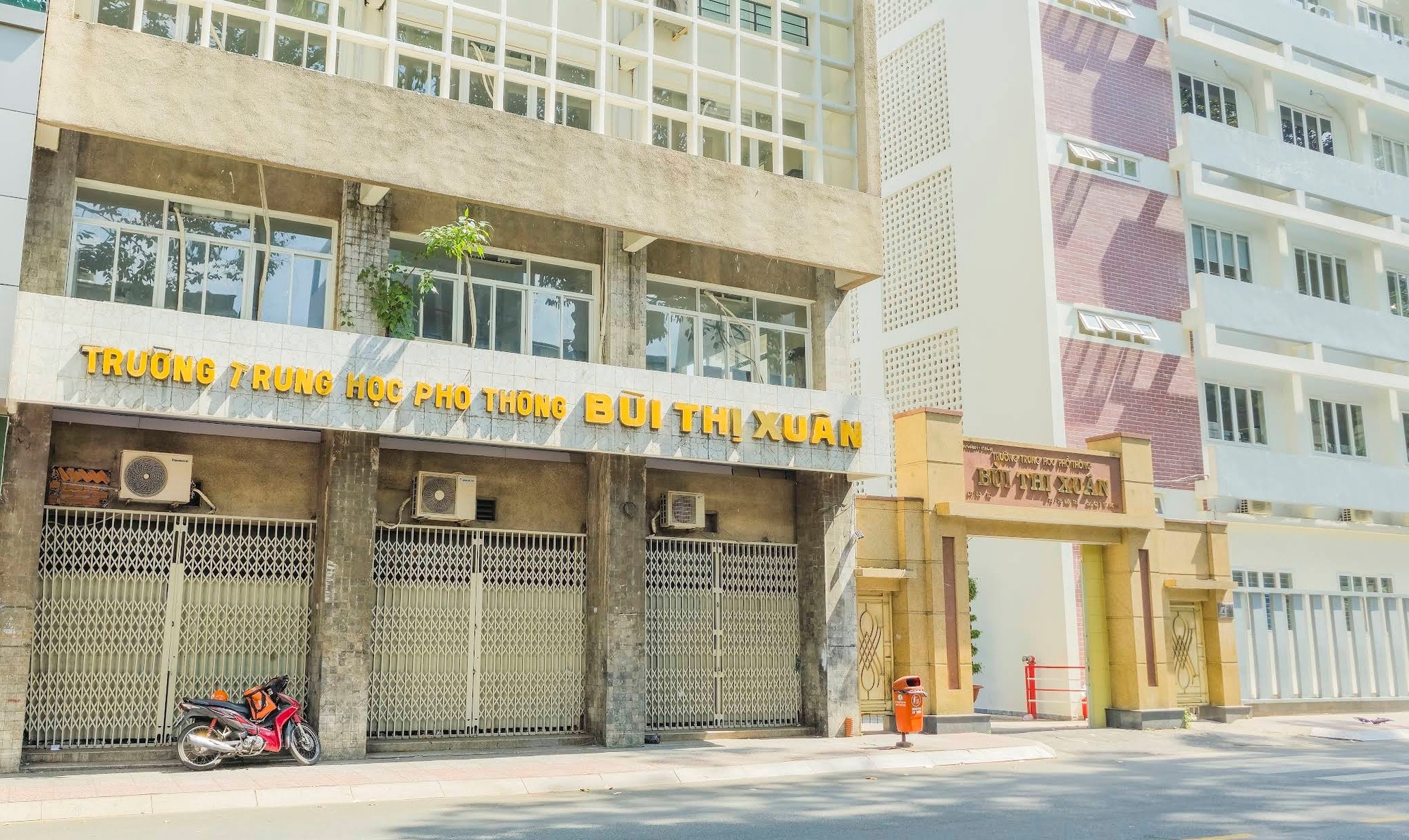 Vụ nợ thuế tại Trường THPT Bùi Thị Xuân: Tài khoản nhà trường đã được mở phong tỏa - Ảnh 1.