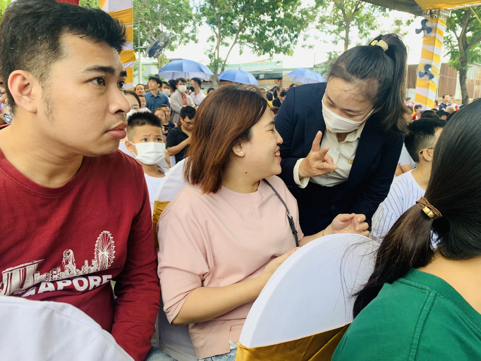 Ngân hàng giảm lãi suất khiến người dân đắn đo việc vay để mua nhà: chuyên gia khuyên chỉ nên vay 50% - Ảnh 3.