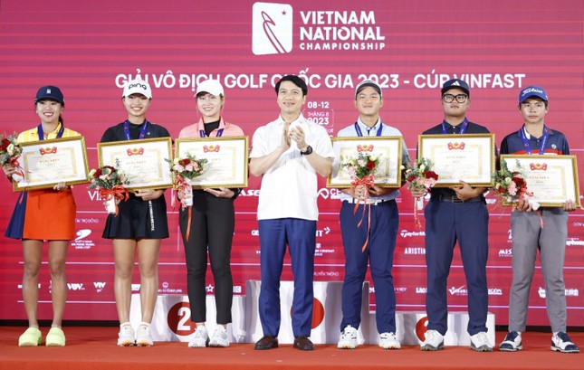 Giải vô địch Golf Quốc gia 2023: Nguyễn Anh Minh, Lê Chúc An đăng quang - Ảnh 7.