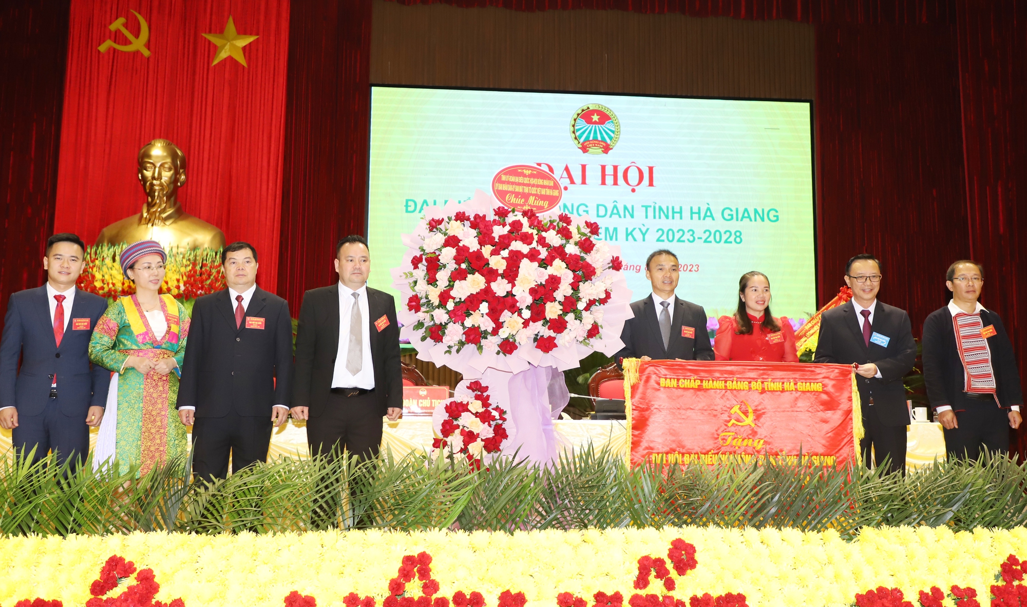 Đại hội đại biểu Hội Nông dân tỉnh Hà Giang lần thứ X - Ảnh 9.