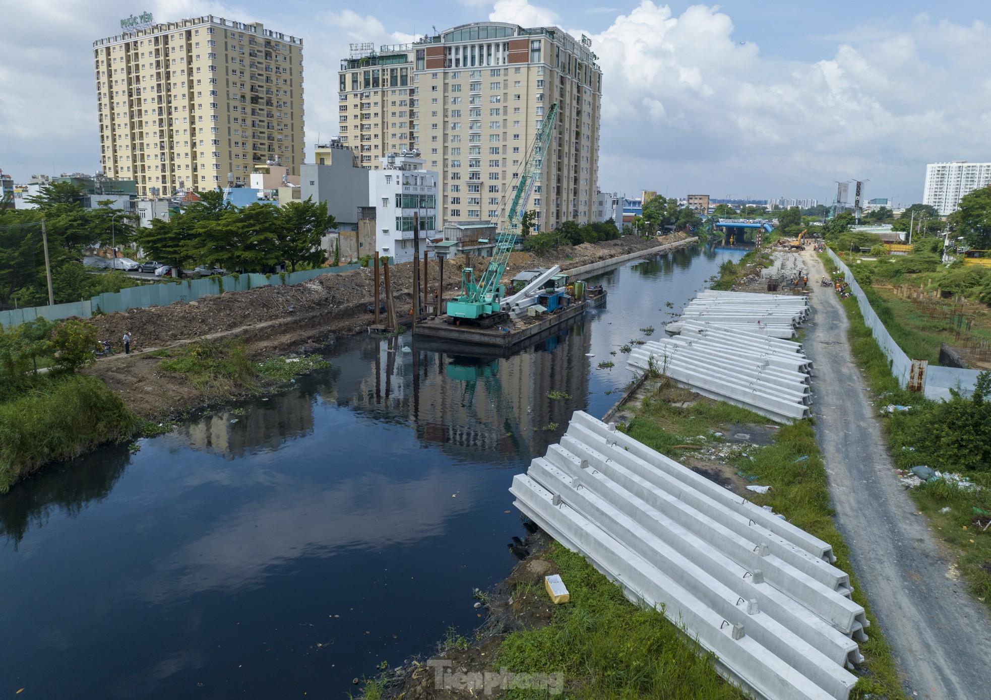 &quot;Áo mới&quot; của kênh Tham Lương sau 6 tháng cải tạo - Ảnh 2.