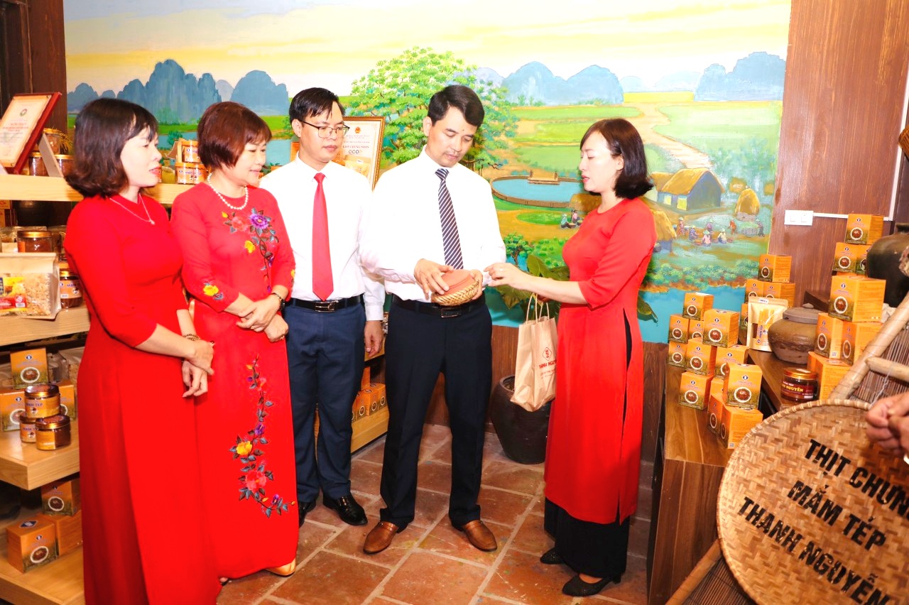 Nhiều hoạt động hướng tới Đại hội đại biểu Hội Nông dân tỉnh Ninh Bình nhiệm kỳ 2023-2028 - Ảnh 2.