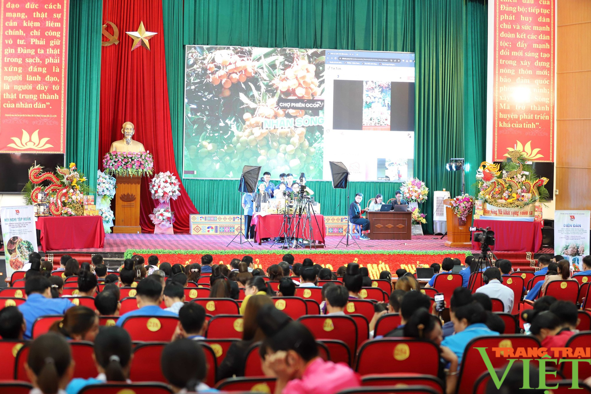 Nâng cao kỹ năng kinh doanh trên nền tảng số cho thanh niên nông thôn Sơn La - Ảnh 4.