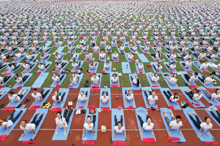 Chưa từng có trong lịch sử: 5.000 người đồng diễn yoga, xếp hình lá cờ Tổ quốc xác lập kỷ lục - Ảnh 2.