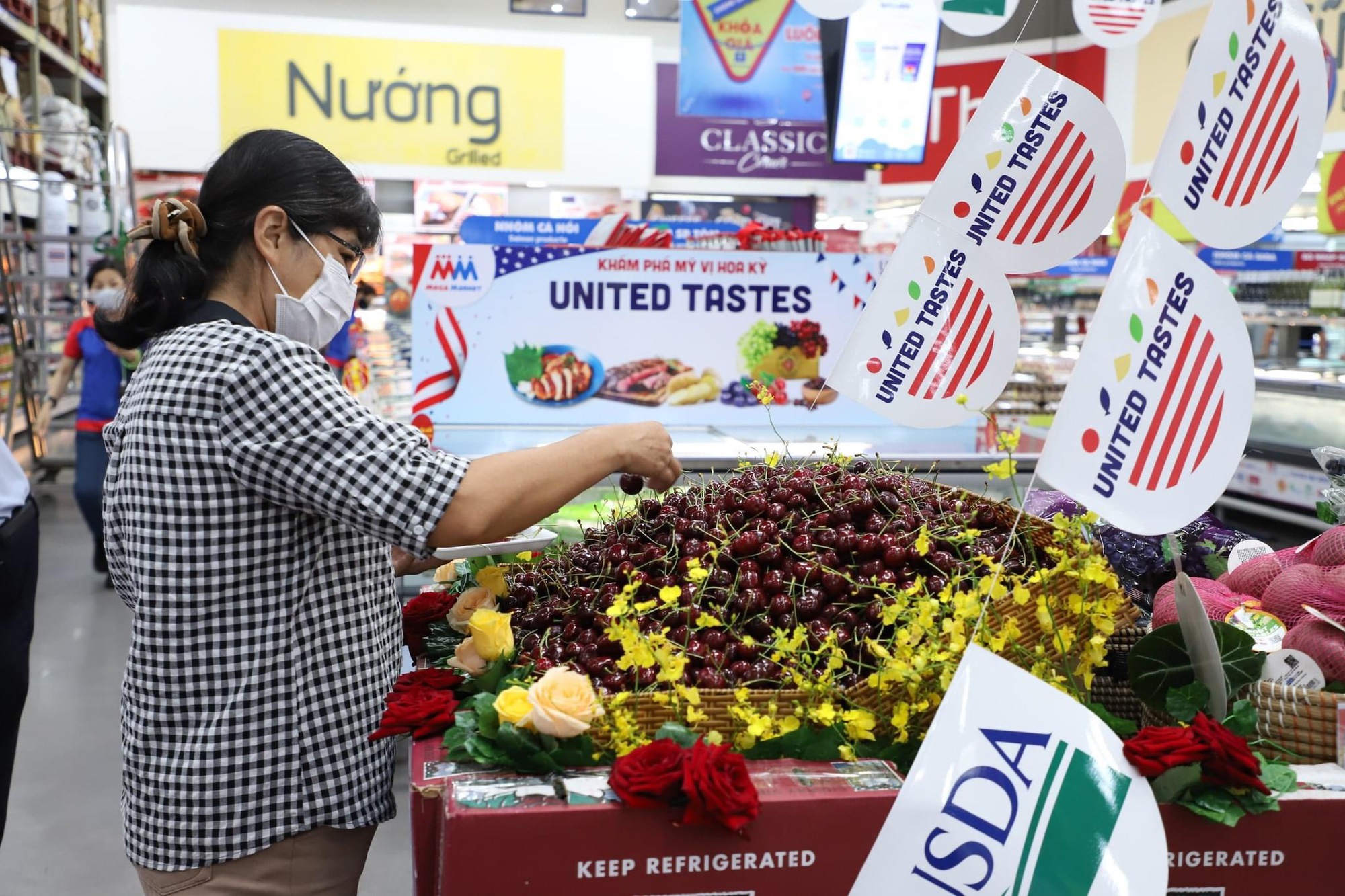 Loại trái cây nhập khẩu từ Mỹ, nhà giàu Việt khoái ăn đang có giá rẻ kỷ lục - Ảnh 2.