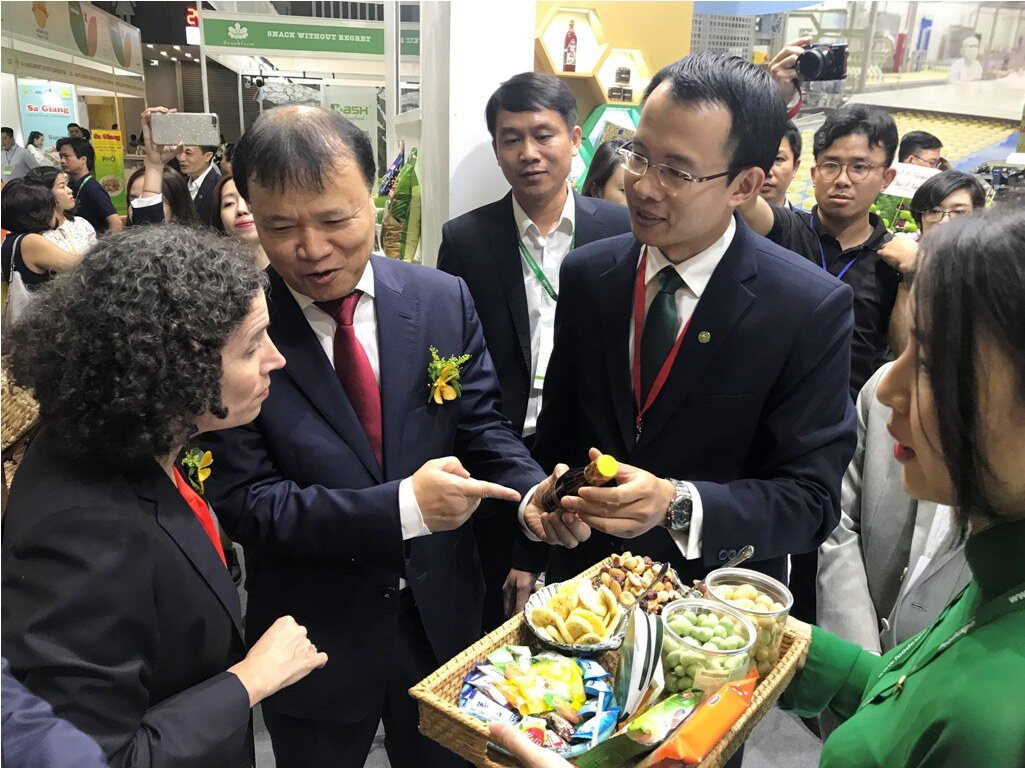 Sắp diễn ra chuỗi sự kiện &quot;Kết nỗi chuỗi cung ứng hàng hoá quốc tế&quot; - Viet Nam International Sourcing 2023 - Ảnh 2.