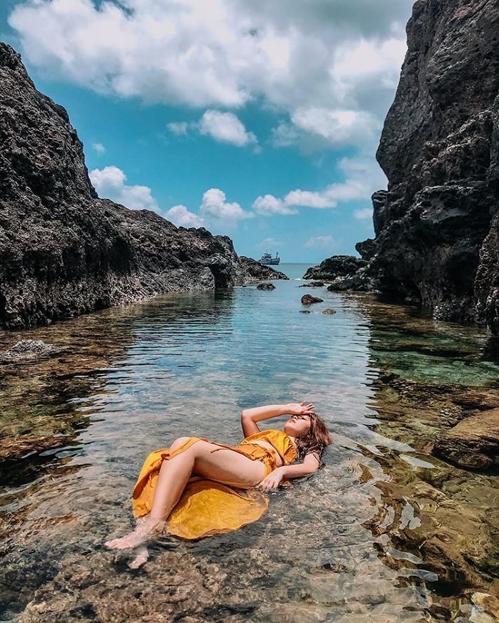 Bỏ túi những địa điểm siêu đẹp, cực chill ở đảo Phú Quý - Ảnh 2.