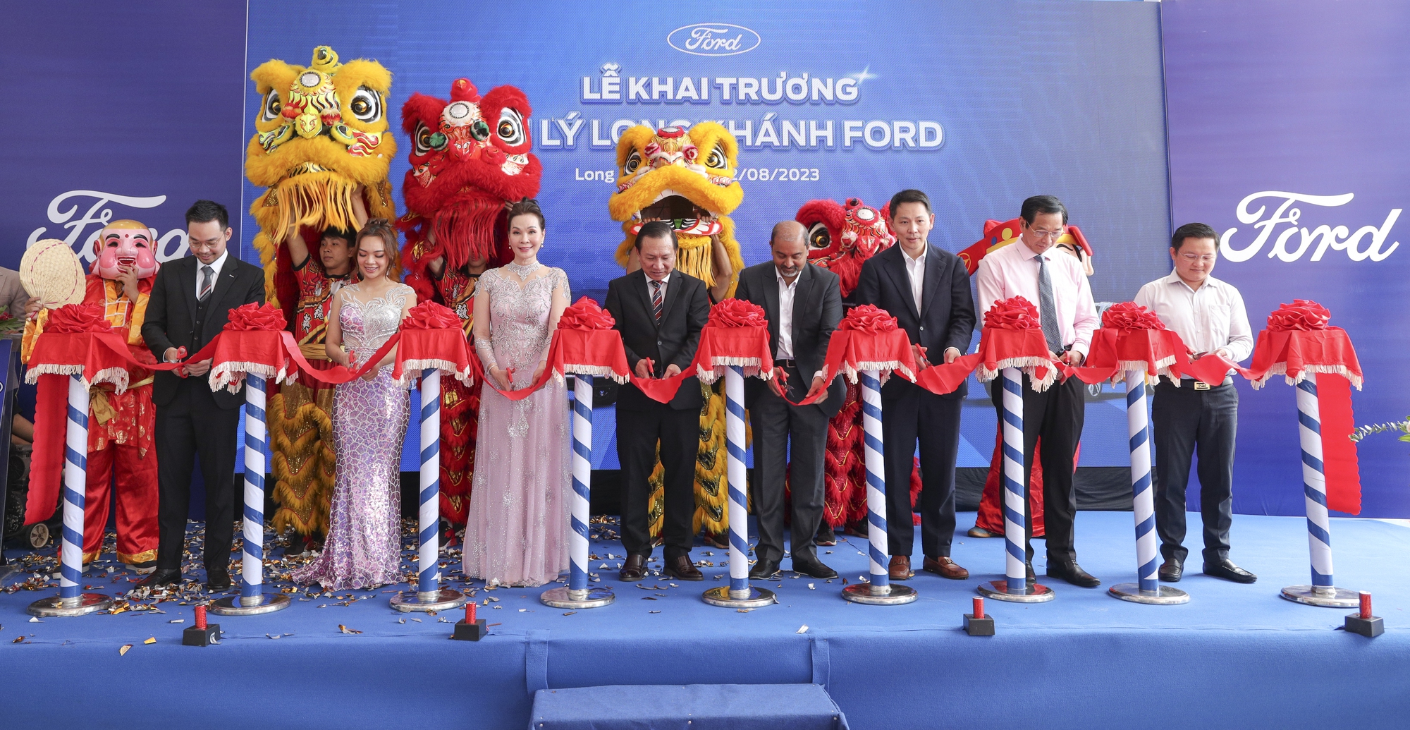 Ford Việt Nam khai trương đại lý chính hãng Long Khánh Ford - Ảnh 1.