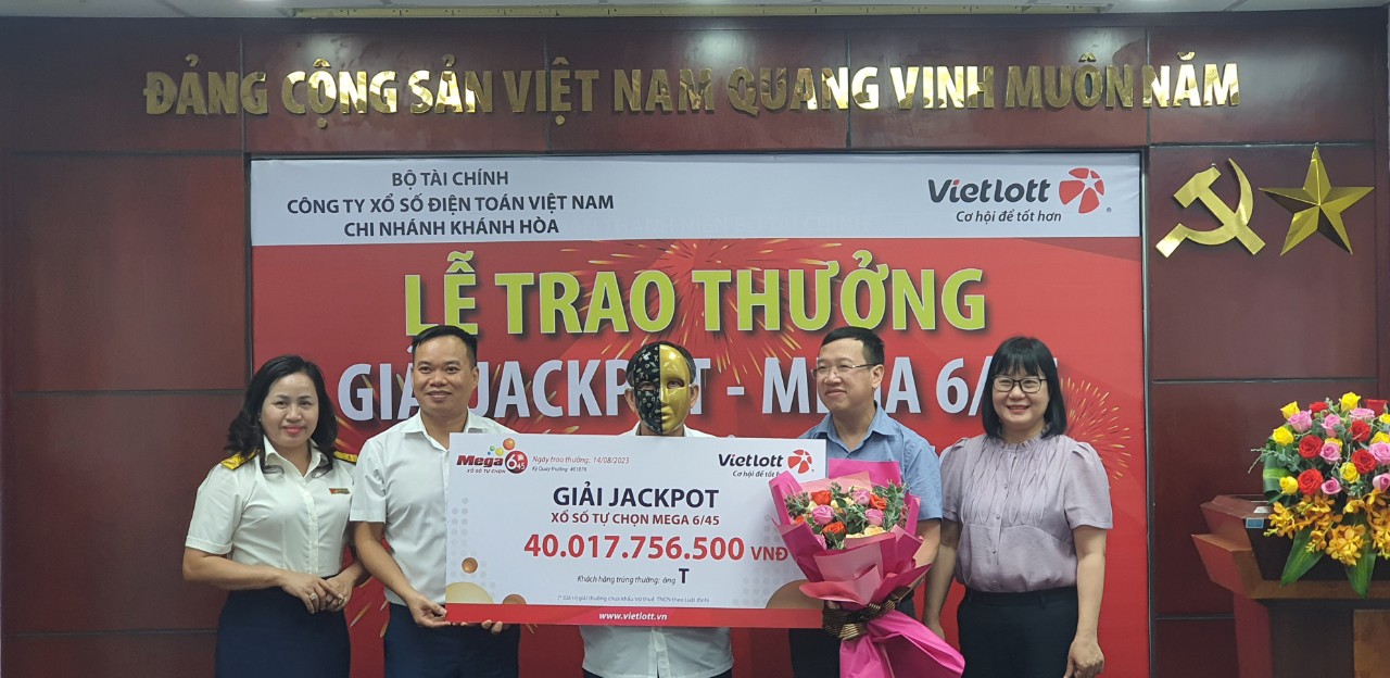 Một khách hàng ở Khánh Hòa may mắn trúng số Vietlott   hơn 40 tỷ đồng  - Ảnh 1.