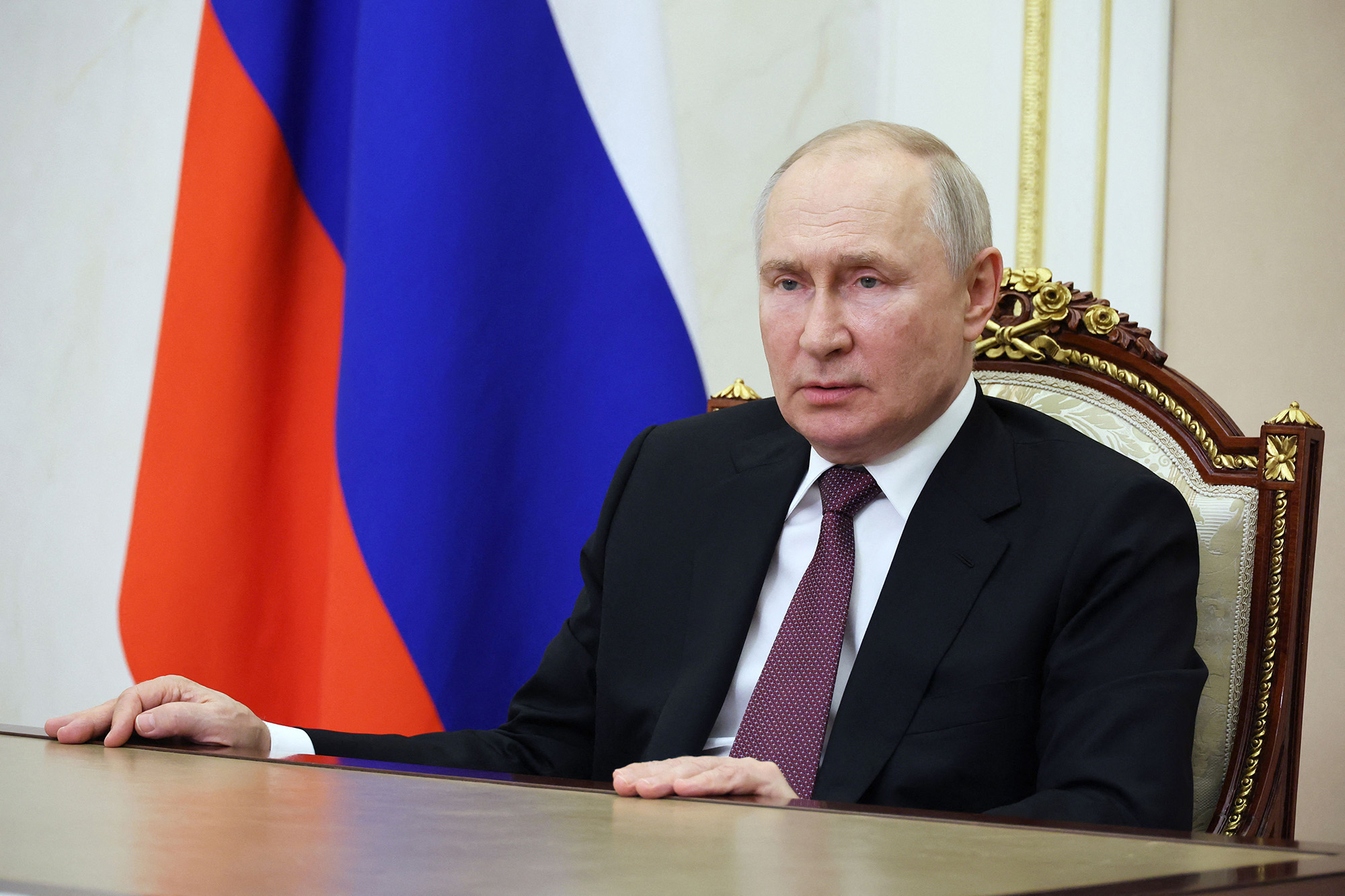 Tổng thống Nga Putin: Chính sách của Mỹ đang &quot;đổ thêm dầu vào lửa&quot; - Ảnh 1.
