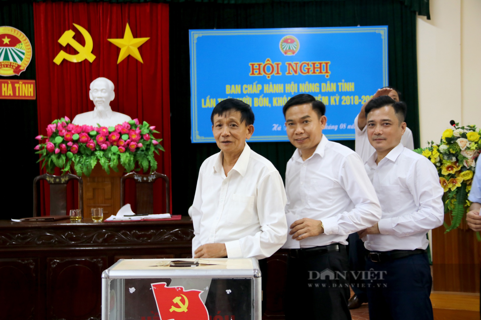 Ông Ngô Văn Huỳnh giữ chức Chủ tịch Hội Nông dân Hà Tĩnh - Ảnh 2.