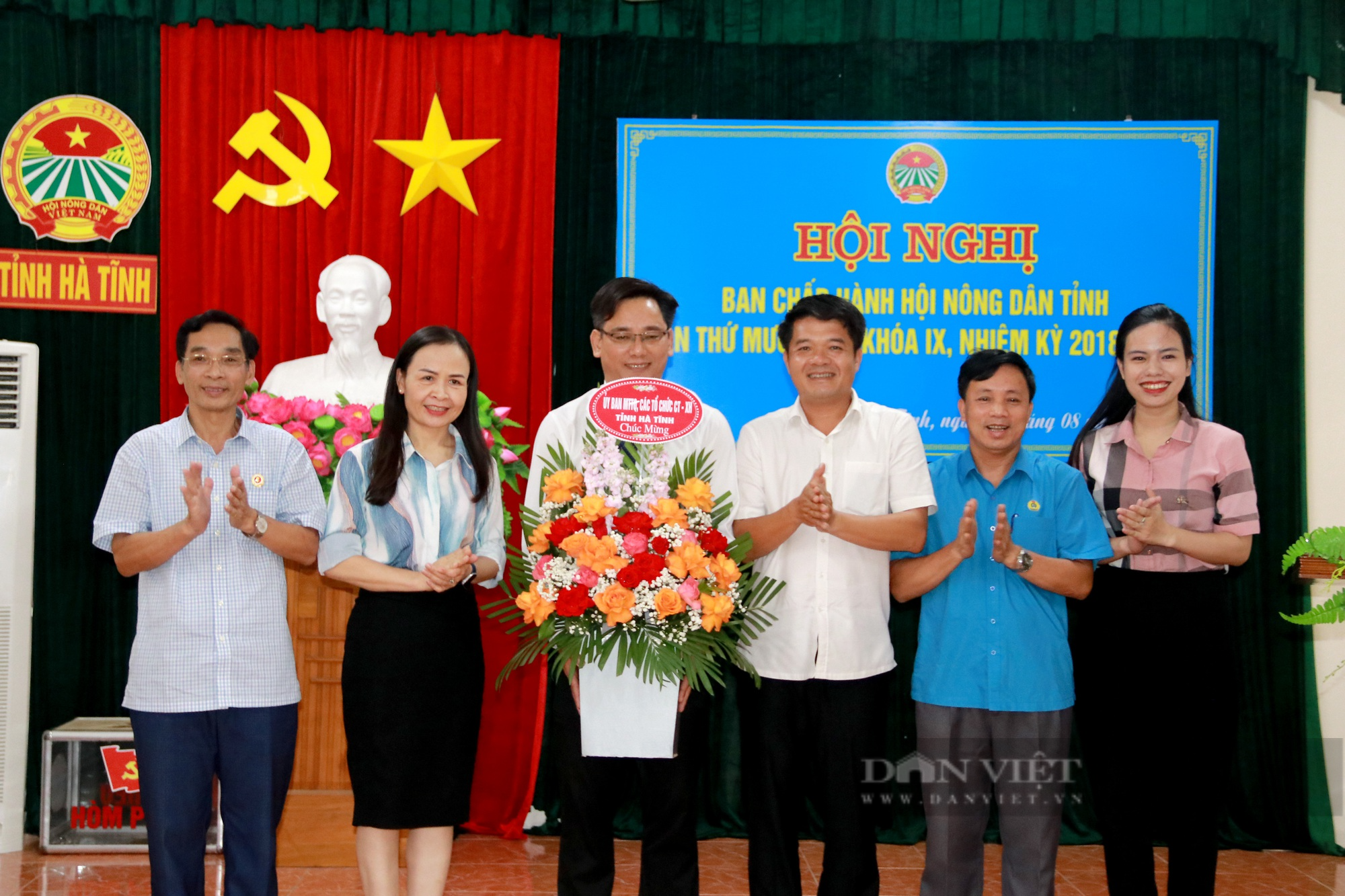 Ông Ngô Văn Huỳnh giữ chức Chủ tịch Hội Nông dân Hà Tĩnh - Ảnh 6.