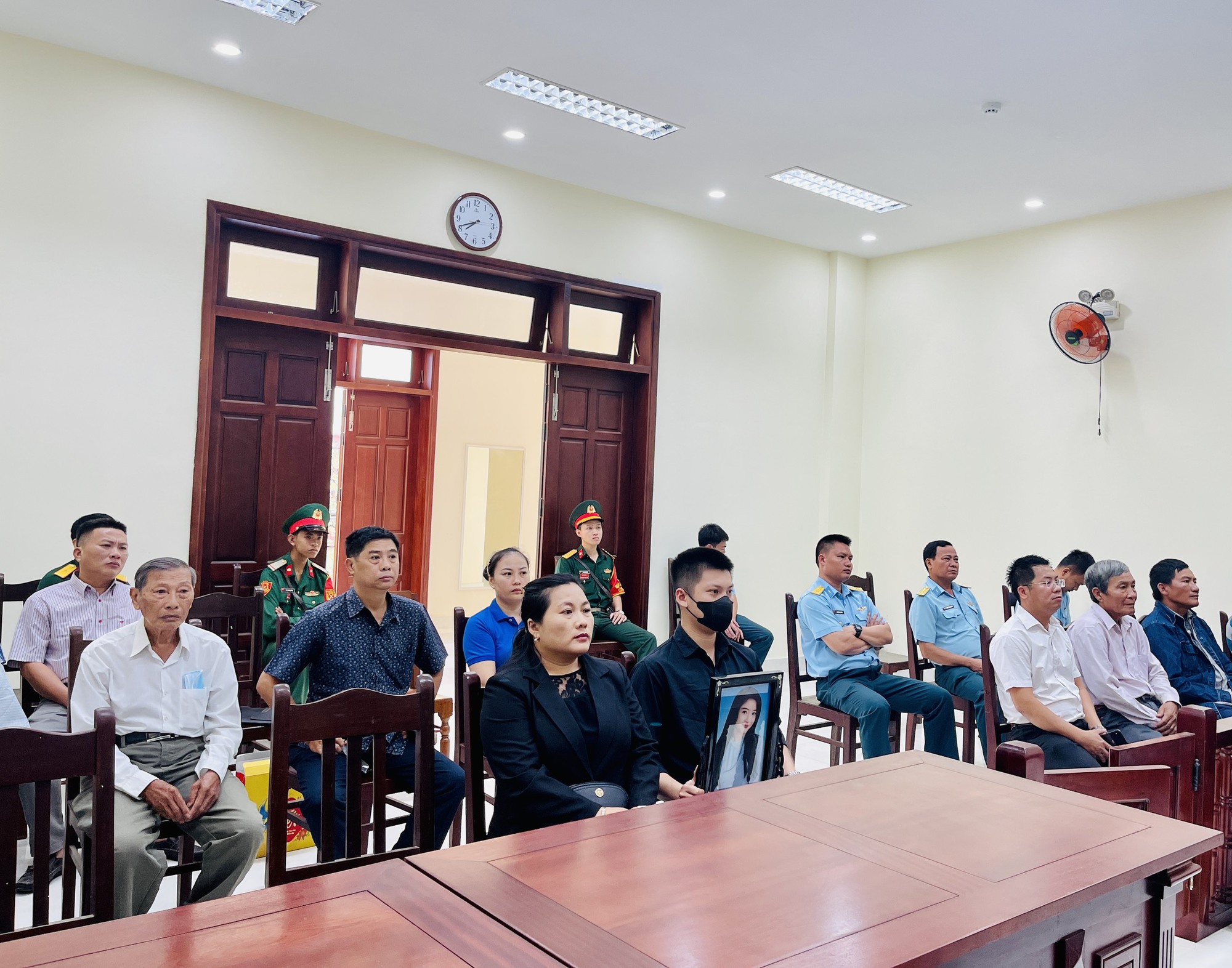 Chính thức xét xử cựu thiếu tá quân đội tông nữ sinh lớp 12 ở Ninh Thuận tử vong - Ảnh 2.