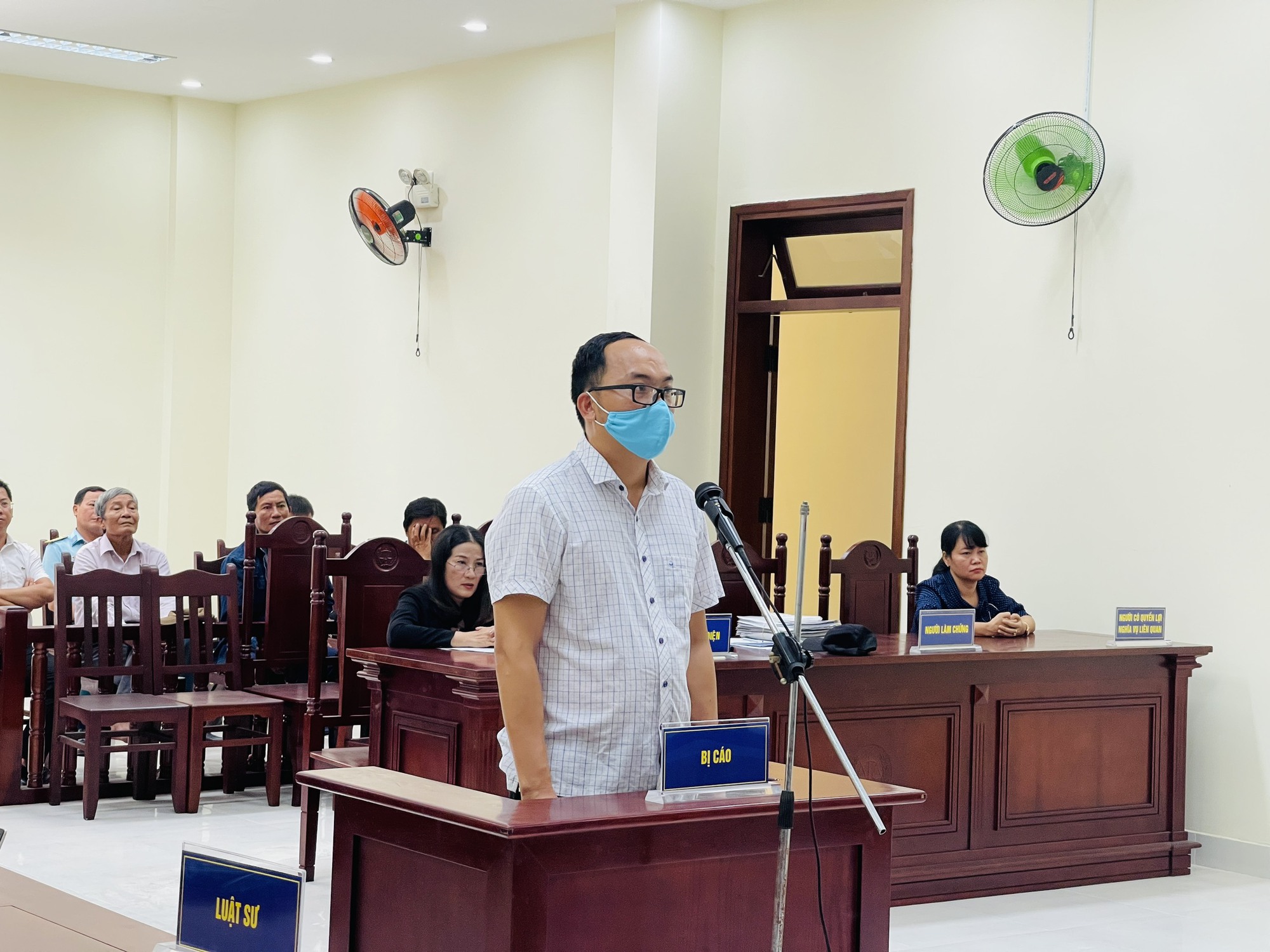 Chính thức xét xử cựu thiếu tá quân đội tông nữ sinh lớp 12 ở Ninh Thuận tử vong - Ảnh 1.