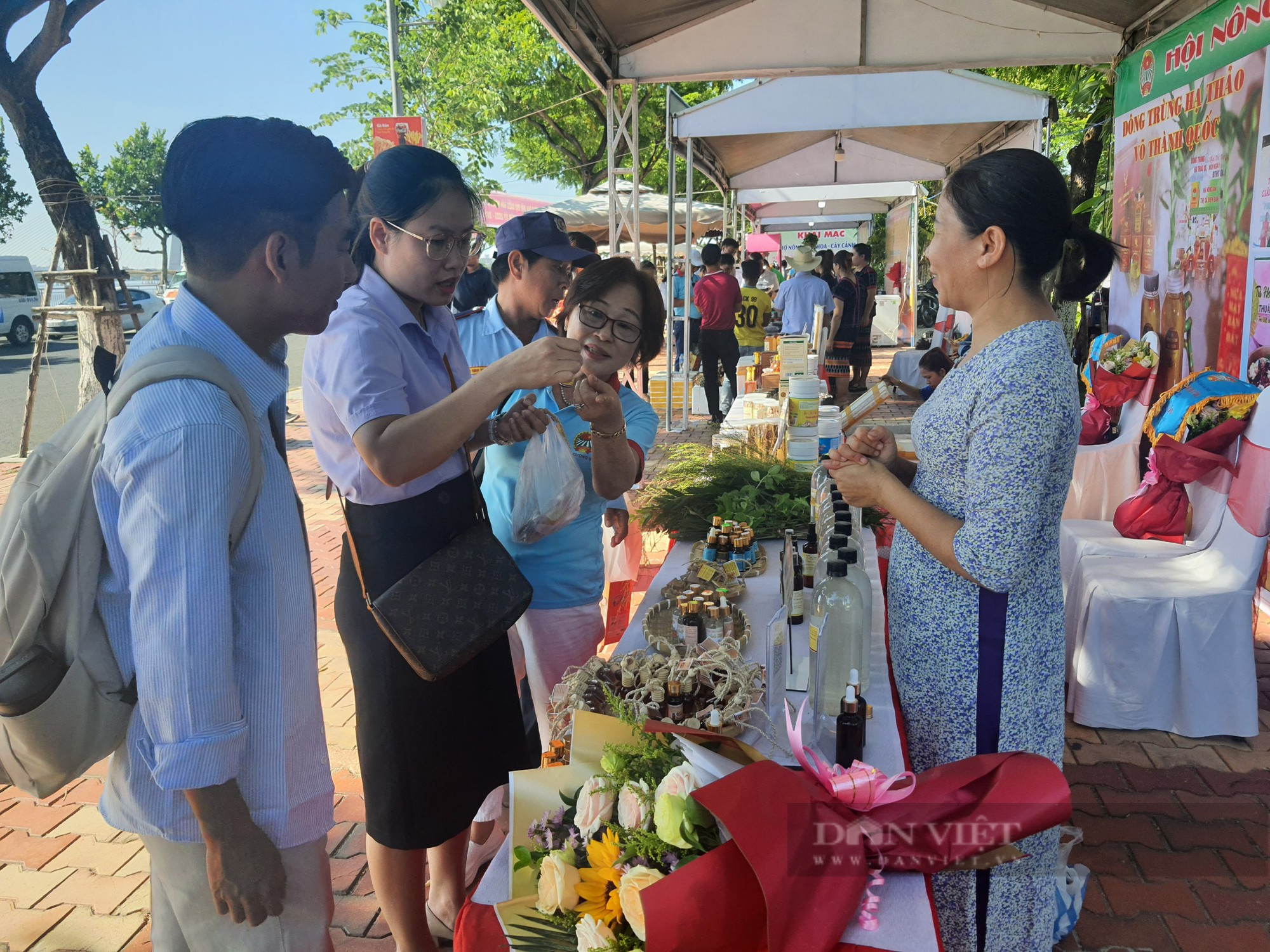 Hội Nông dân quận Hải Châu giúp nông dân kết nối, tiêu thụ sản phẩm nông sản - Ảnh 9.