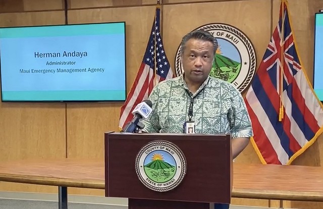 Vụ cháy rừng ở Hawaii: Người đứng đầu cơ quan quản lý khẩn cấp hạt Maui từ chức - Ảnh 1.