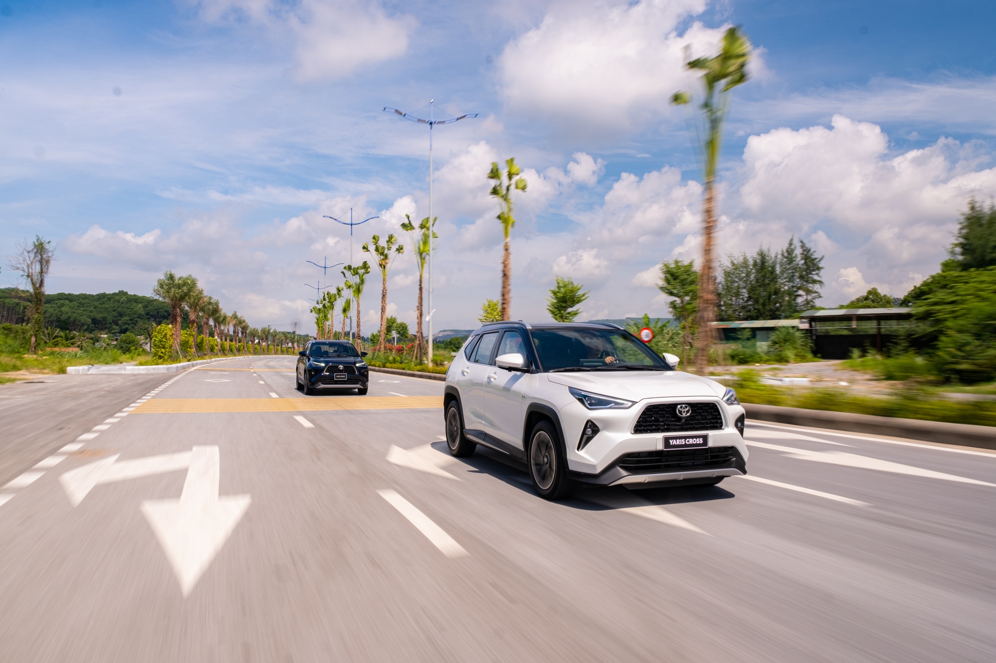 Chốt ngày ra mắt Toyota Yaris Cross 2023 tại Việt Nam, khách hàng đặt sớm sẽ được ưu đãi 50% trước bạ - Ảnh 4.