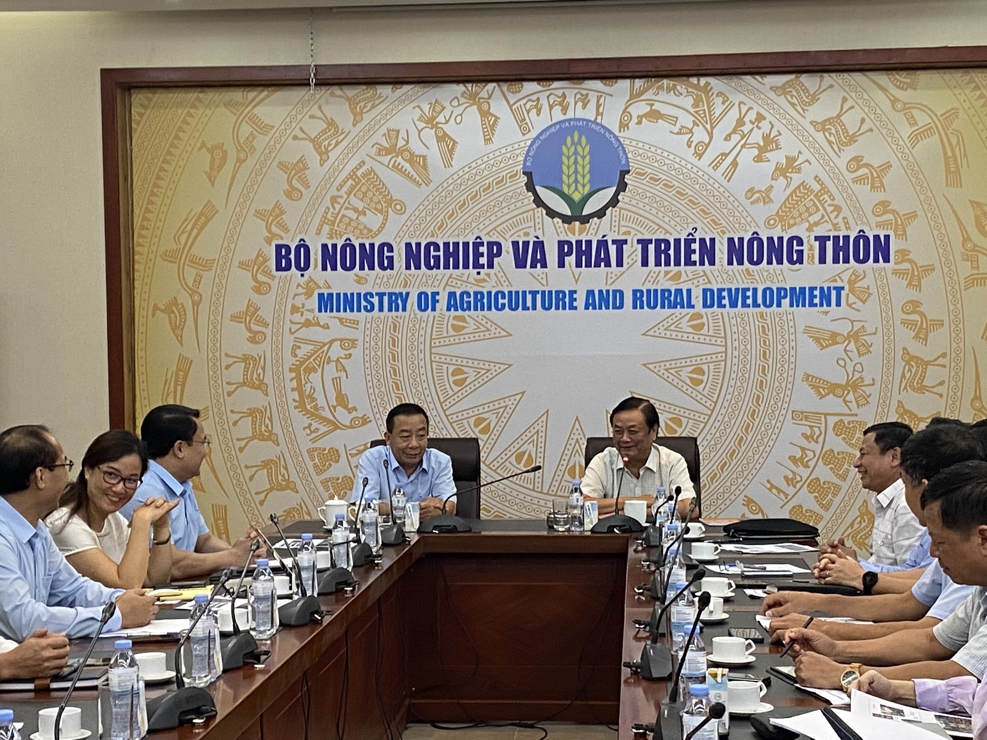 Bộ trưởng Bộ NNPTNT 'đặt hàng' Cục Lâm nghiệp về ý tưởng phát huy lợi thế nơi được coi là Sa Pa của Nghệ An - Ảnh 2.