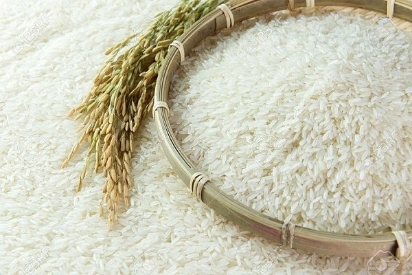 Giữ chân giá lúa gạo trong nước khi giá xuất khẩu tăng vọt - Ảnh 1.